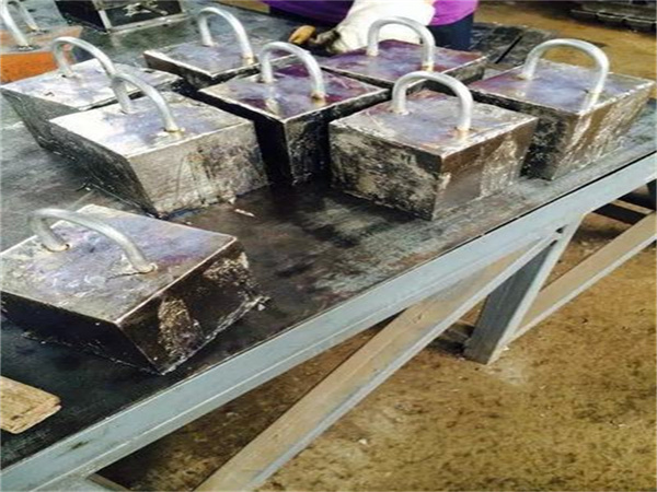 包头浇铸异形铅件